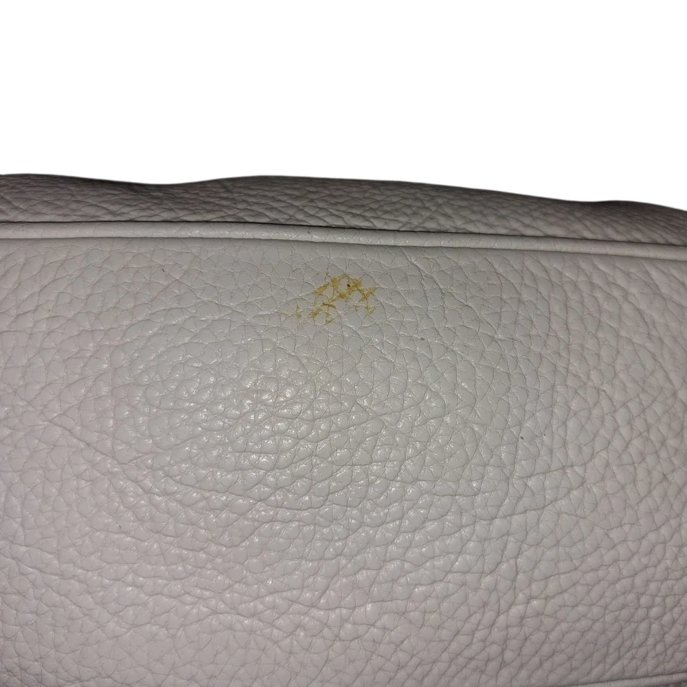 Kate Spade White Shoulder Bag with Chain-Link Strap